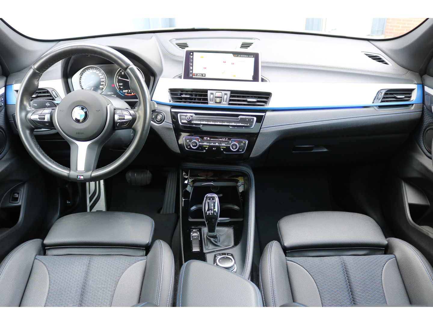 BMW BMW