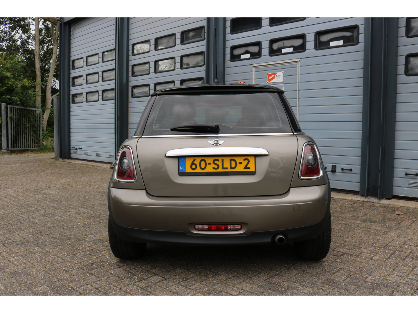 MINI