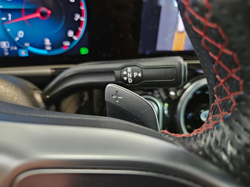 Mercedes-Benz Mercedes-Benz