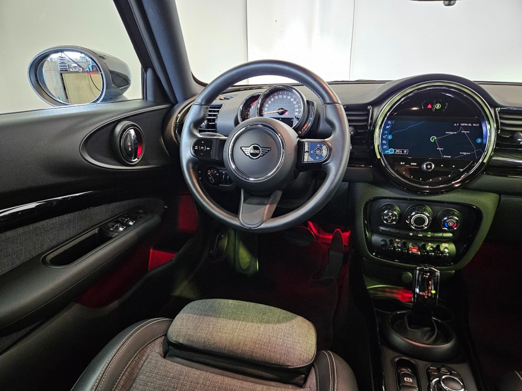 MINI MINI