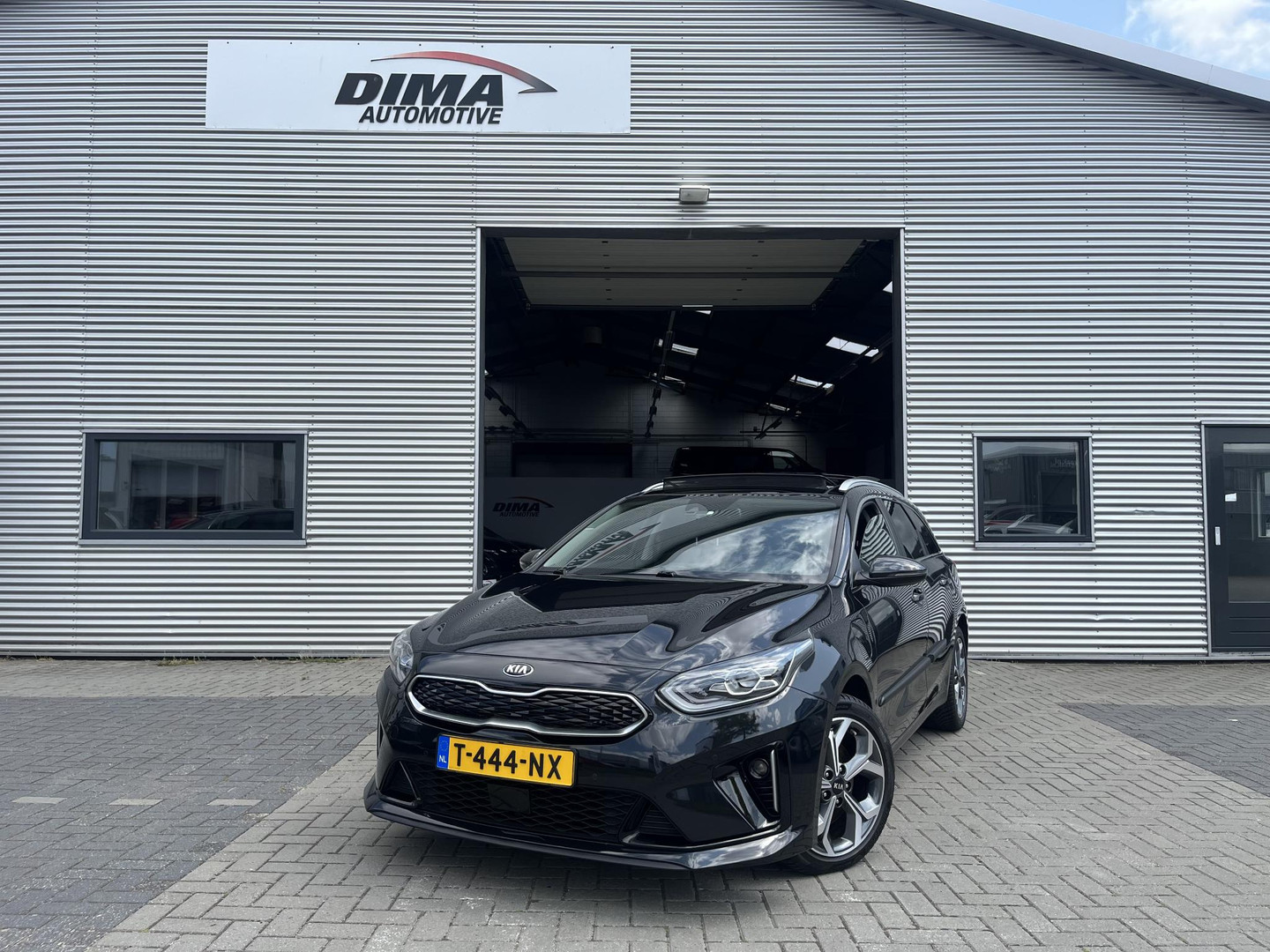 Kia