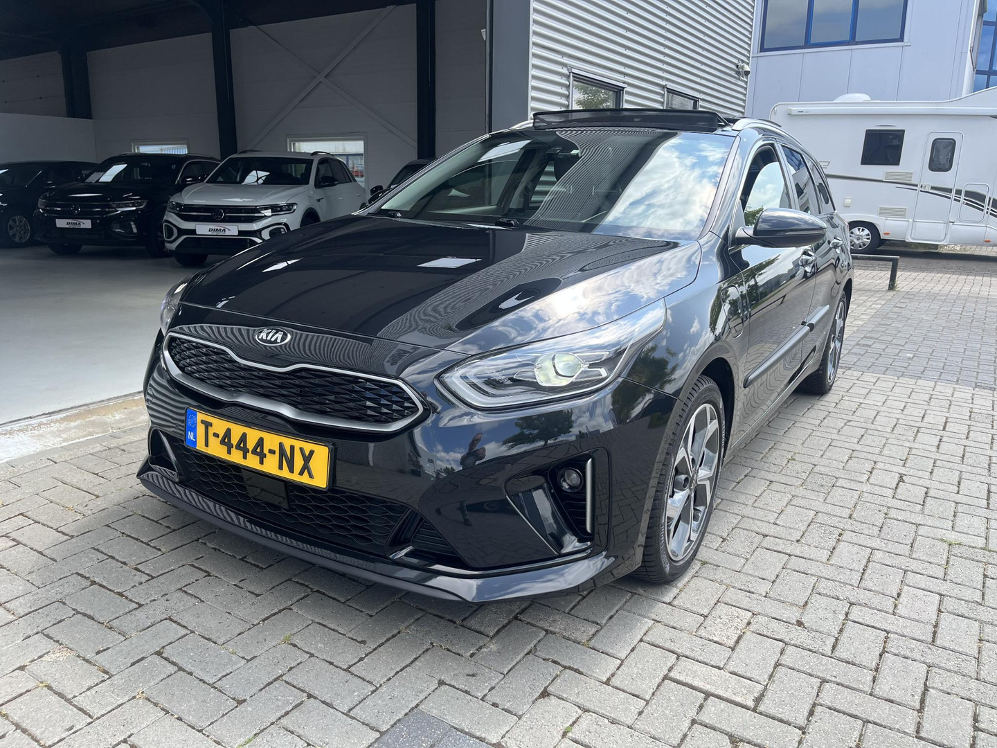 Kia