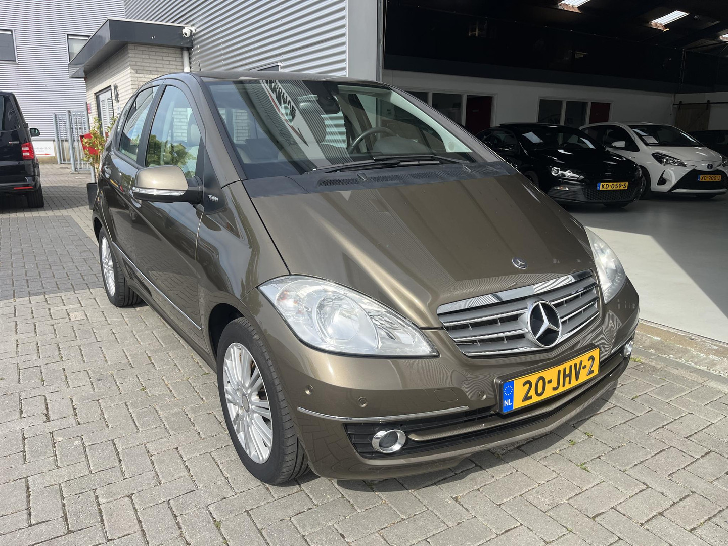 Mercedes-Benz