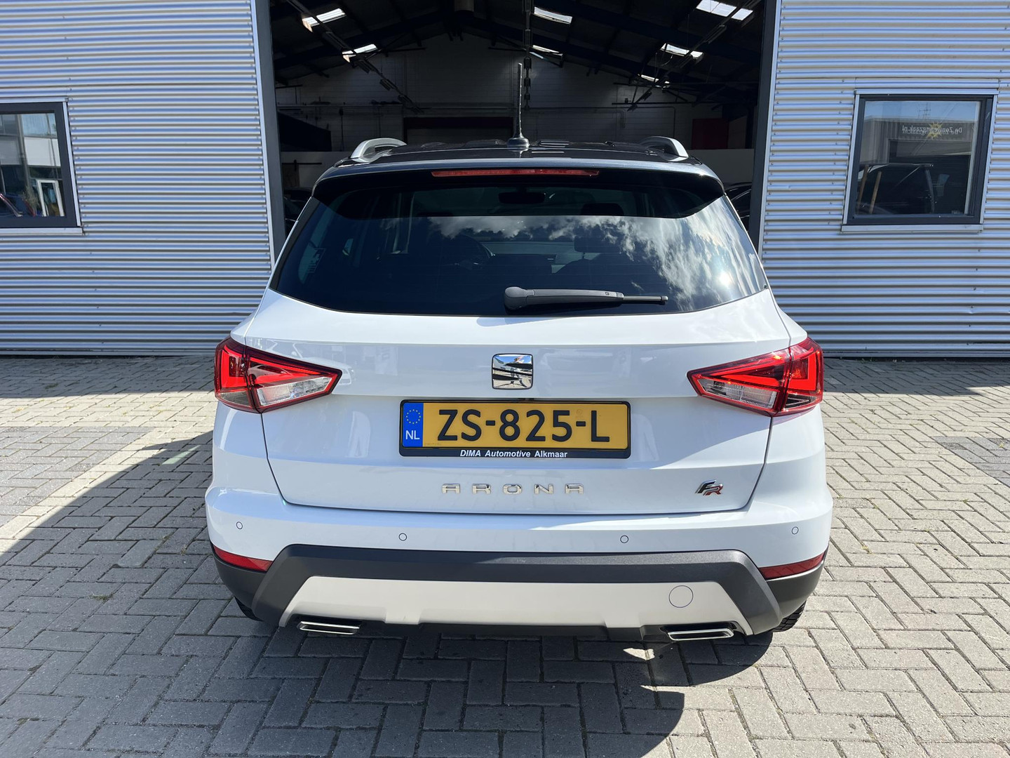 SEAT