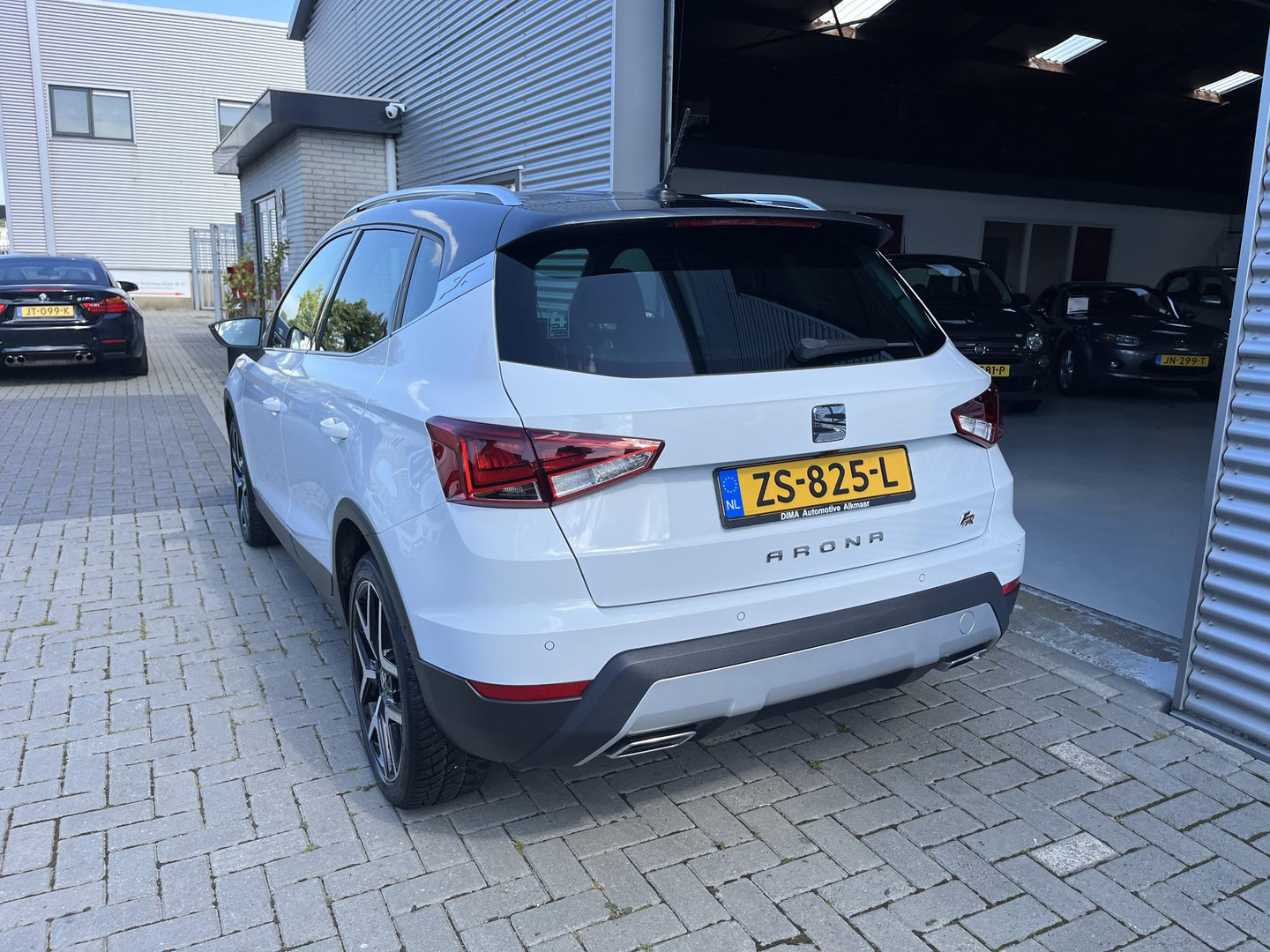 SEAT
