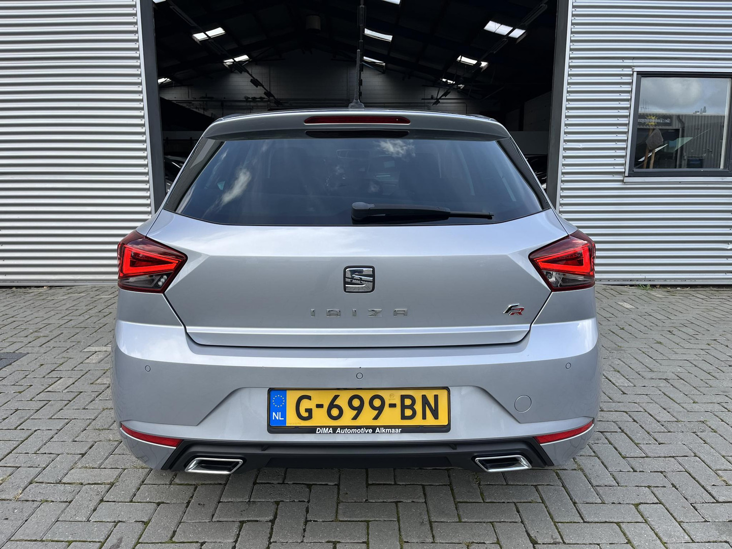 SEAT