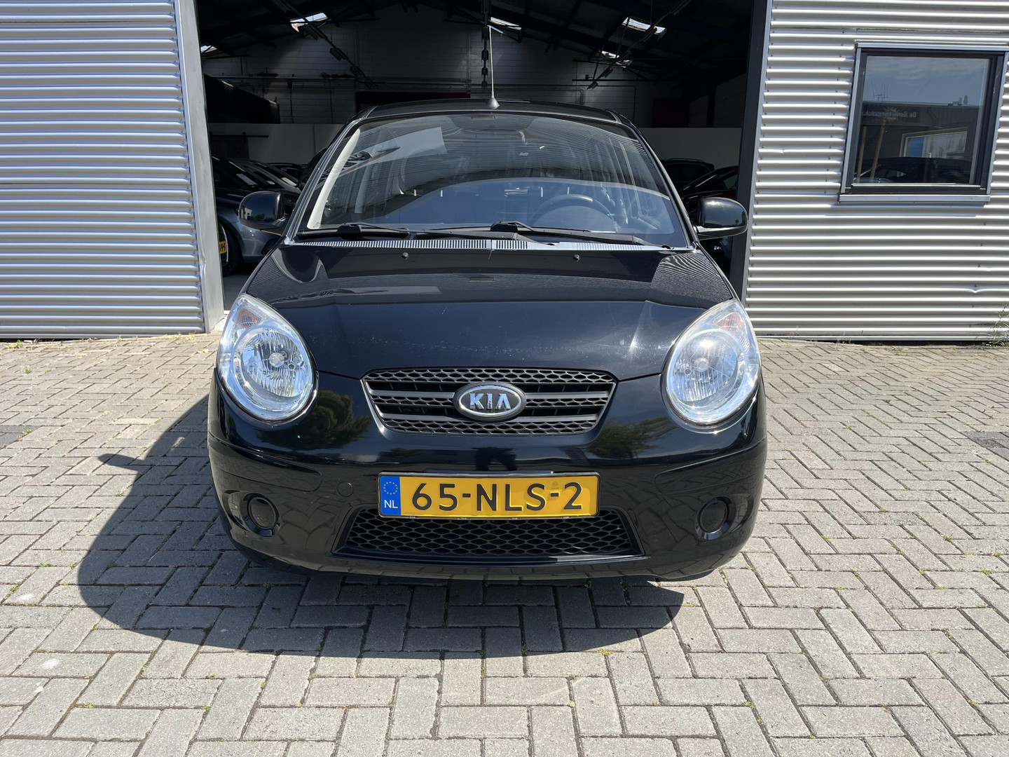 Kia