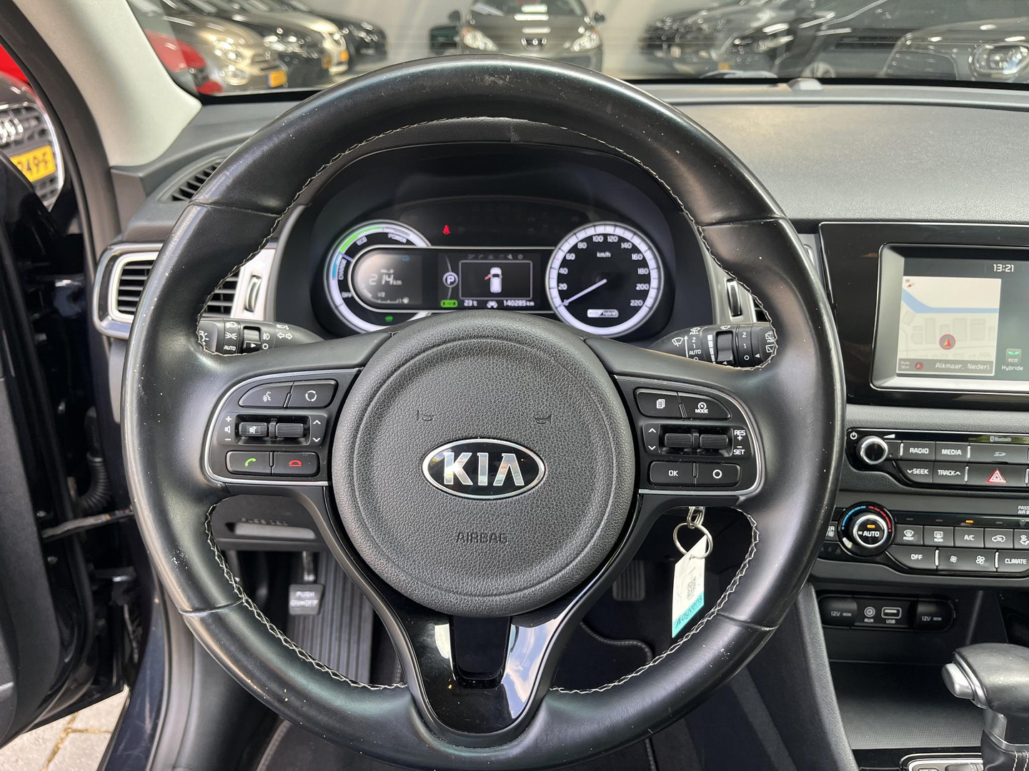 Kia