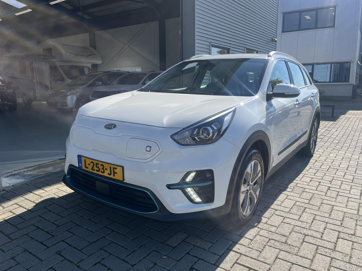 Kia