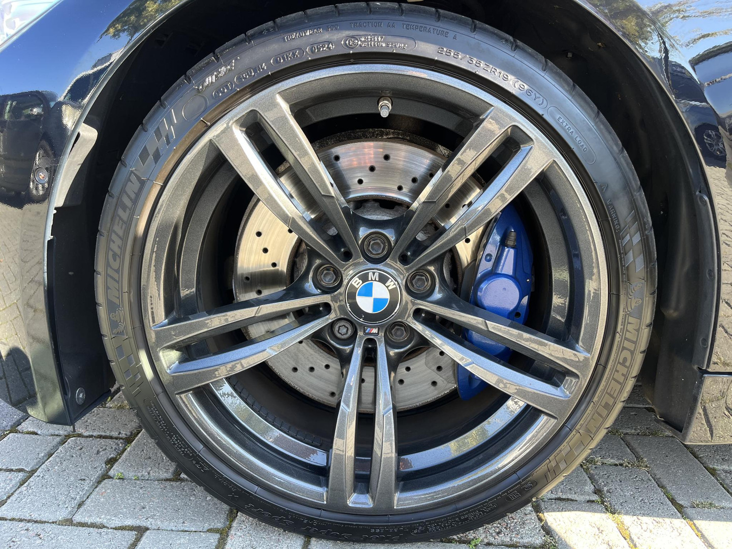 BMW BMW