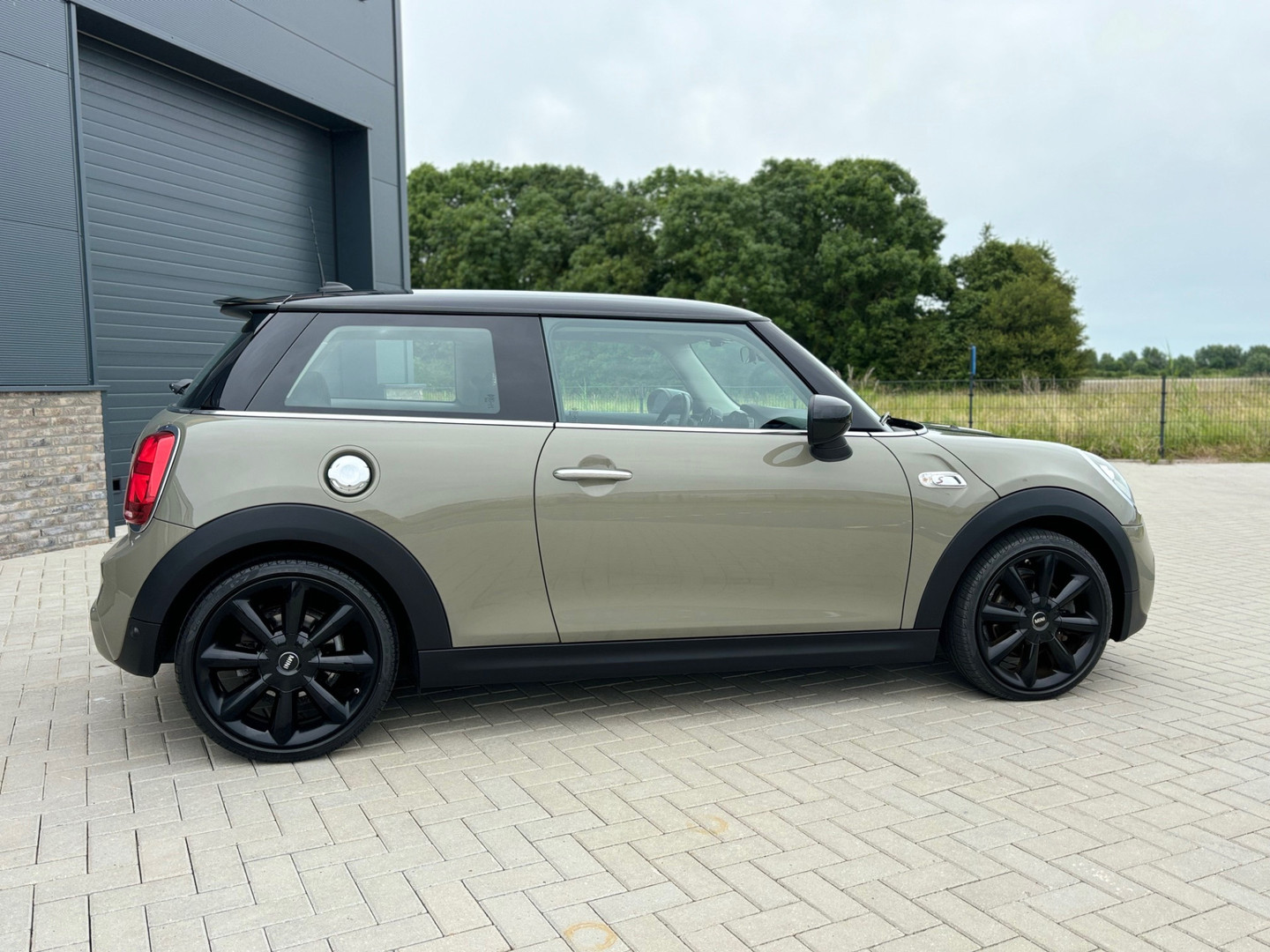 MINI