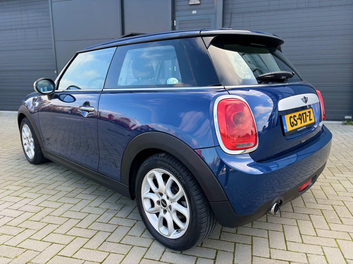 MINI