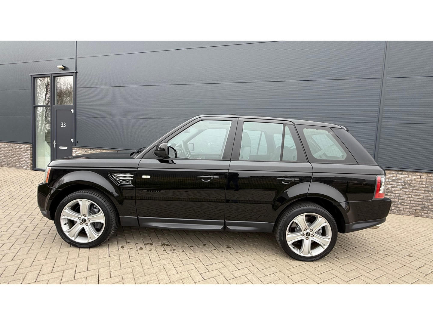 Land Rover