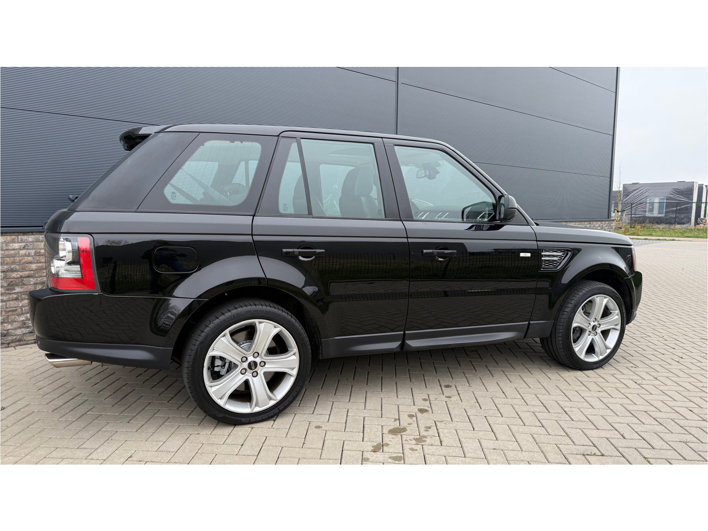 Land Rover
