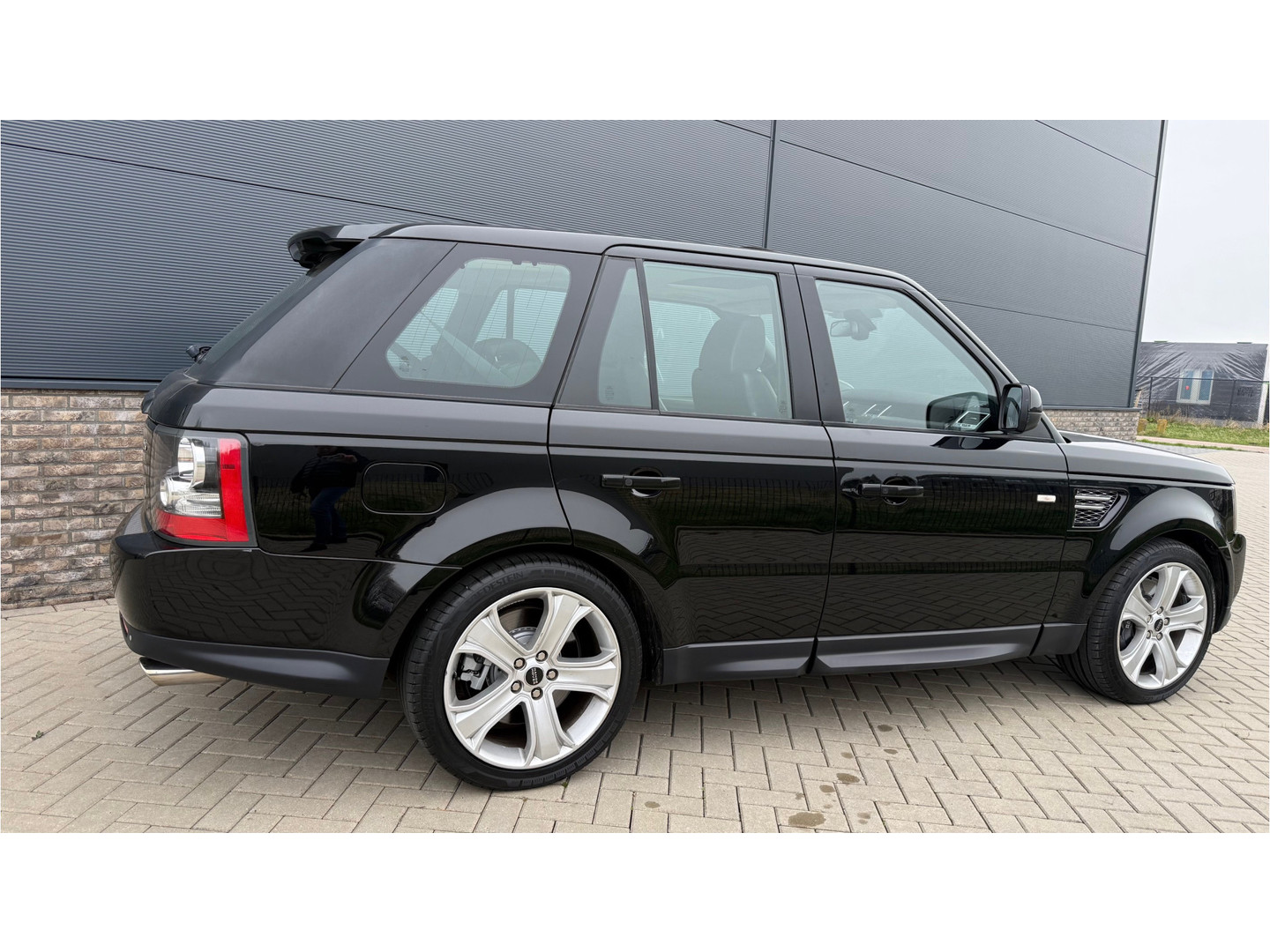 Land Rover