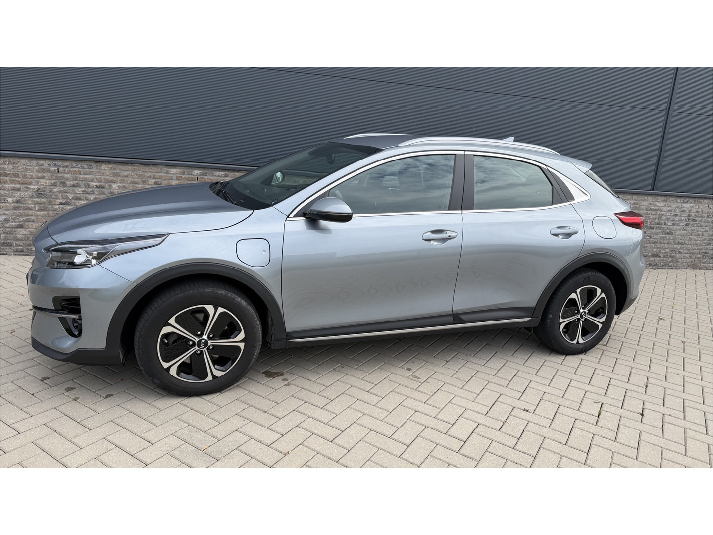 Kia