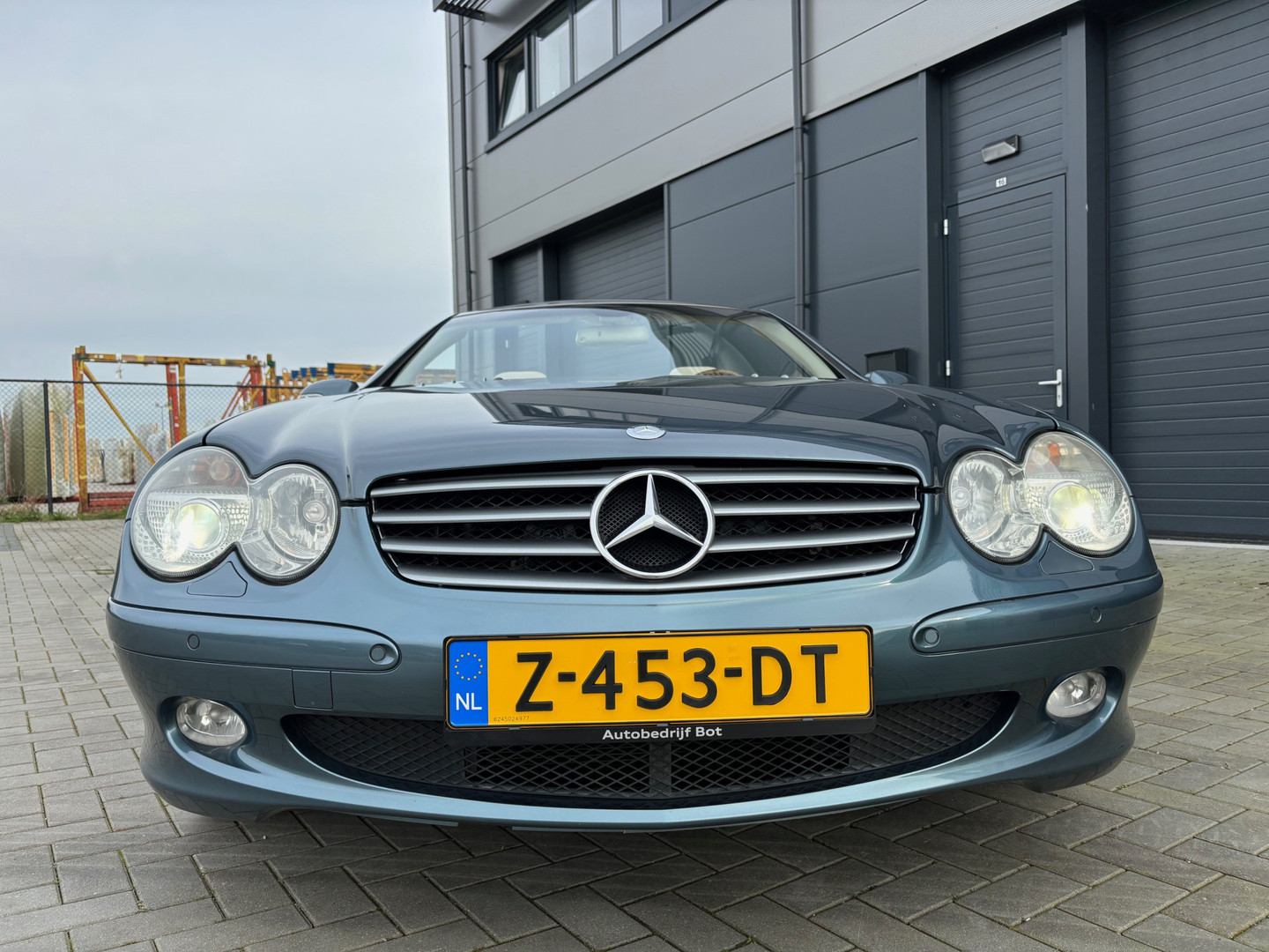 Mercedes-Benz