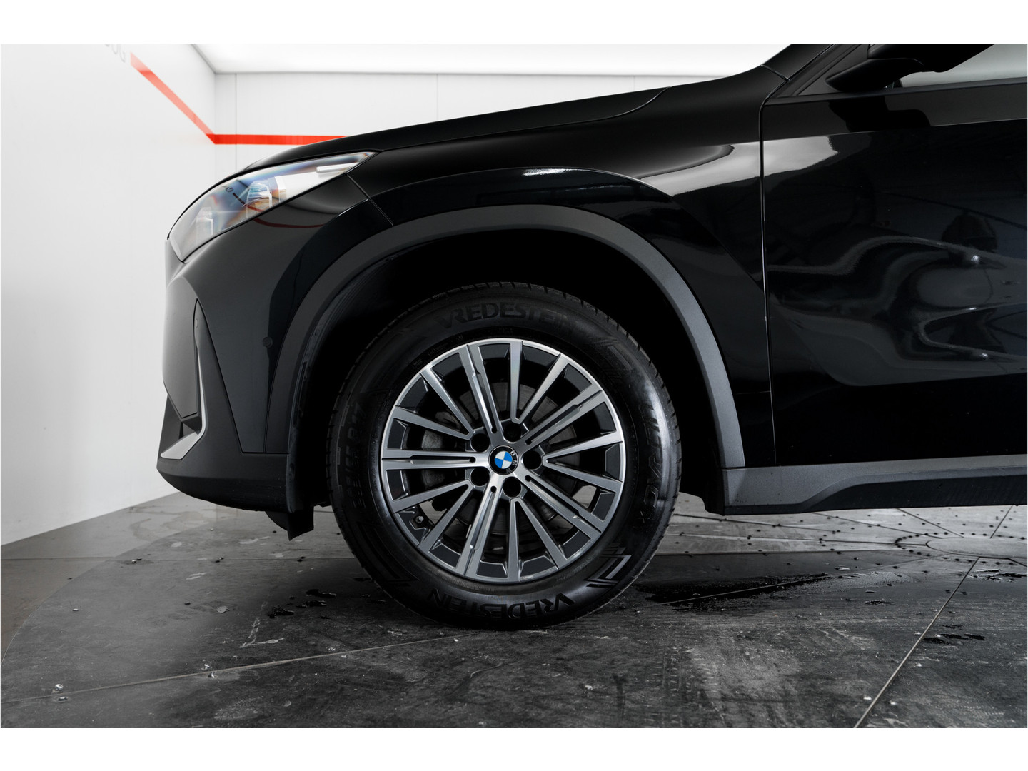 BMW BMW