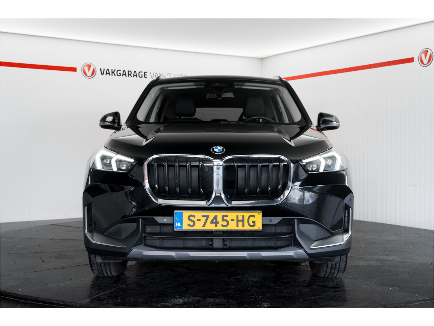 BMW BMW