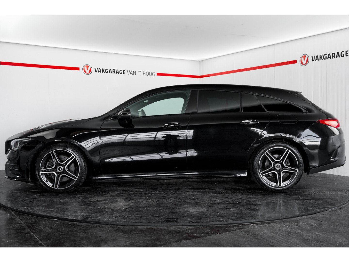Mercedes-Benz Mercedes-Benz