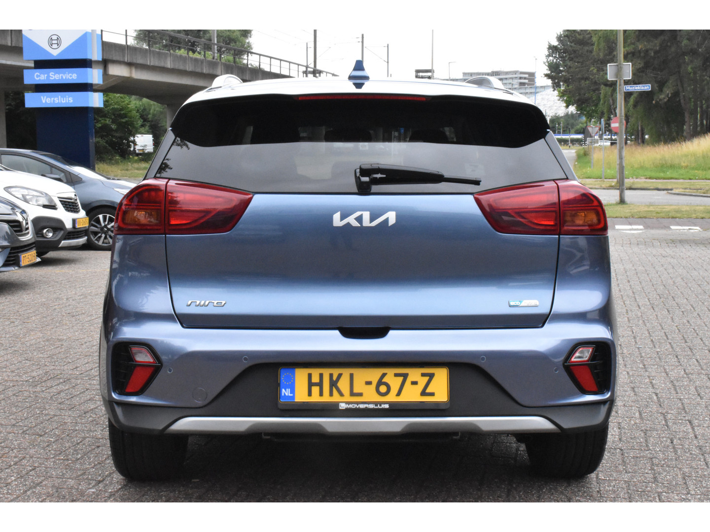 Kia