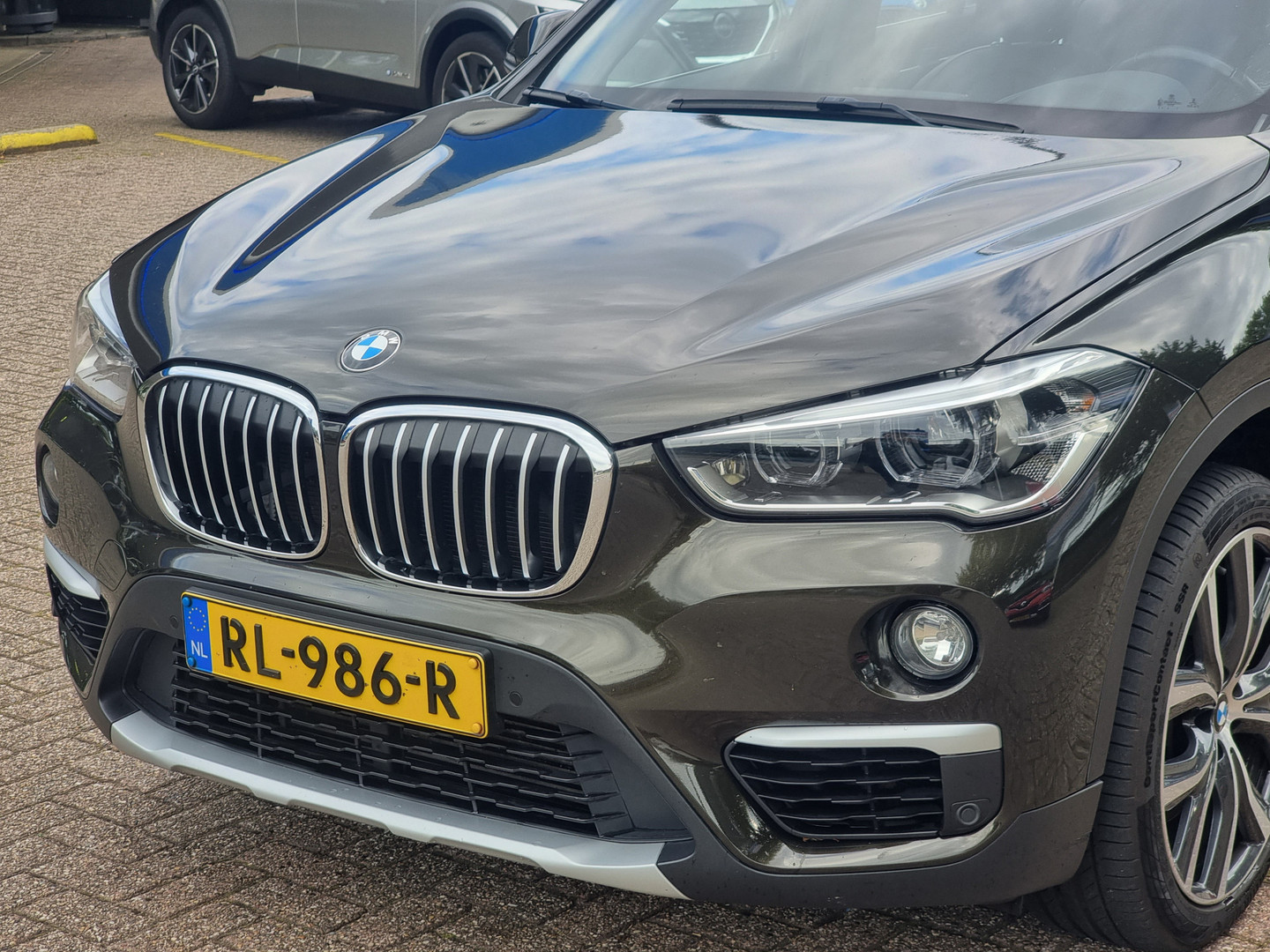 BMW