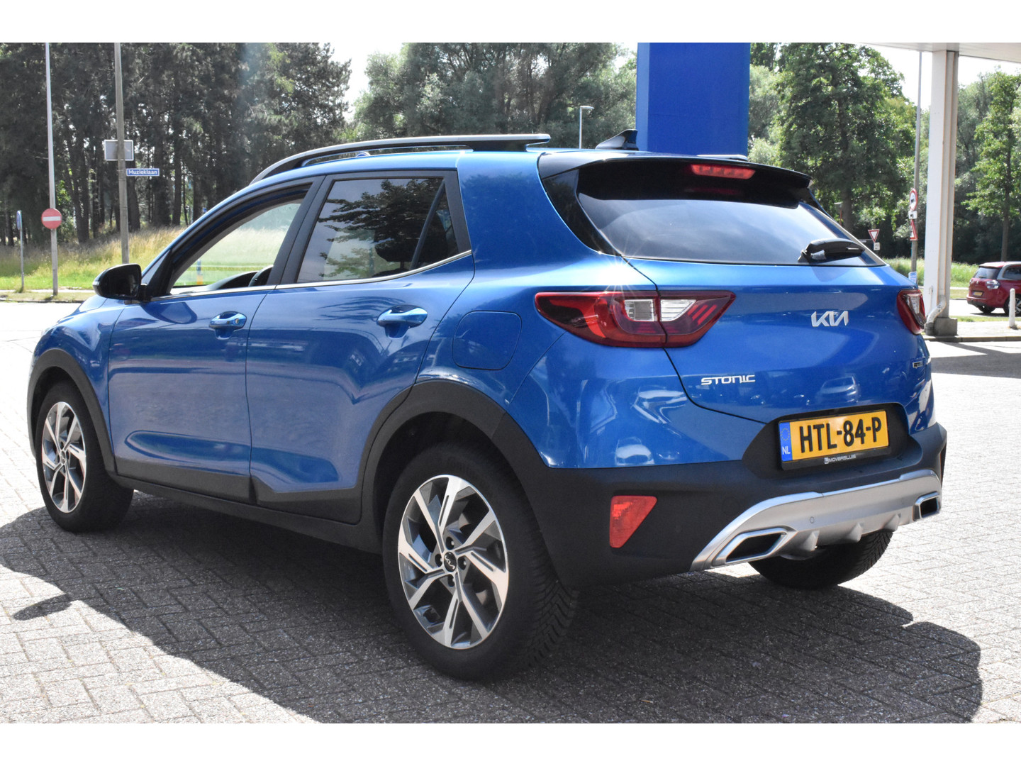 Kia