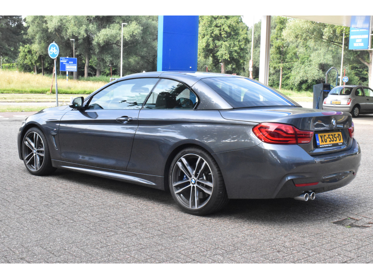 BMW BMW