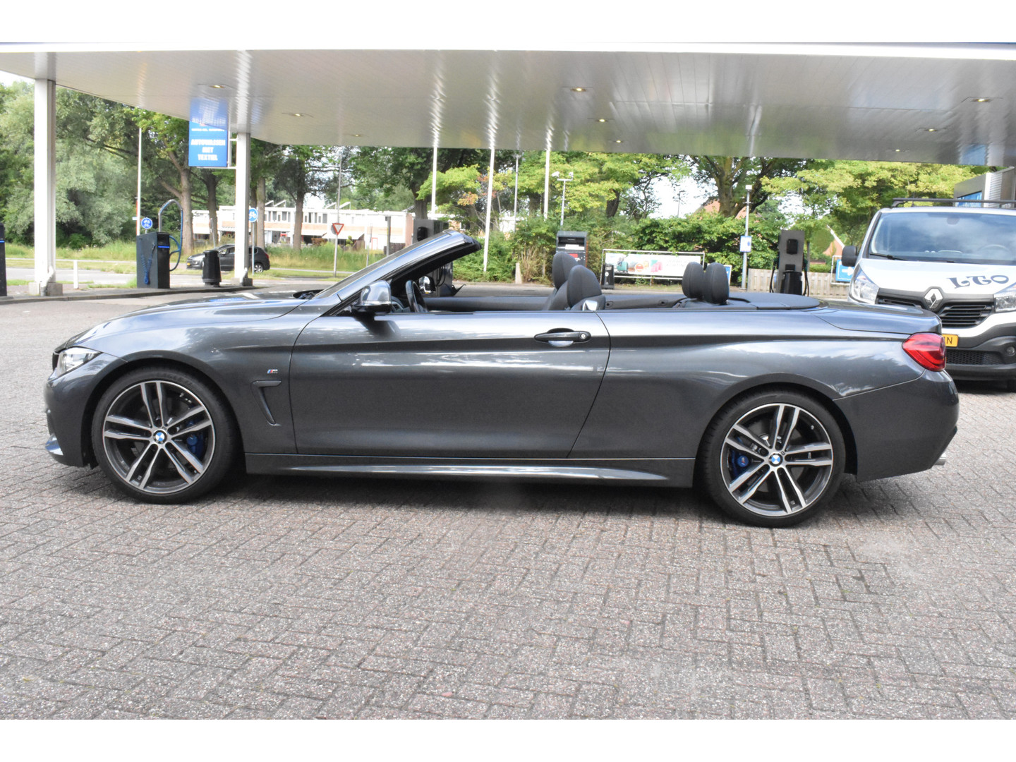 BMW BMW