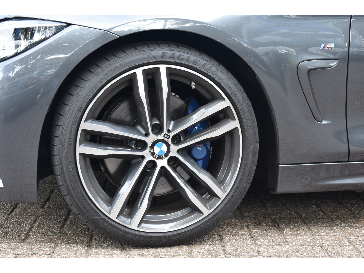 BMW BMW