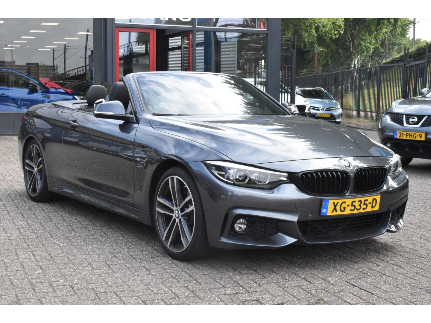 BMW BMW