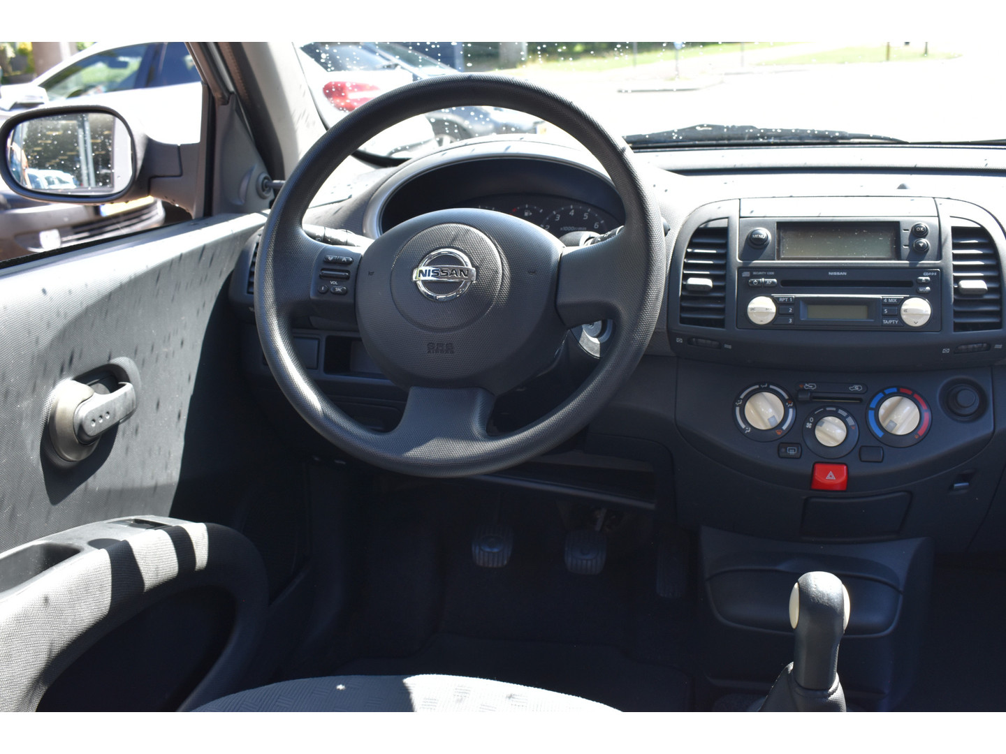 Nissan Nissan