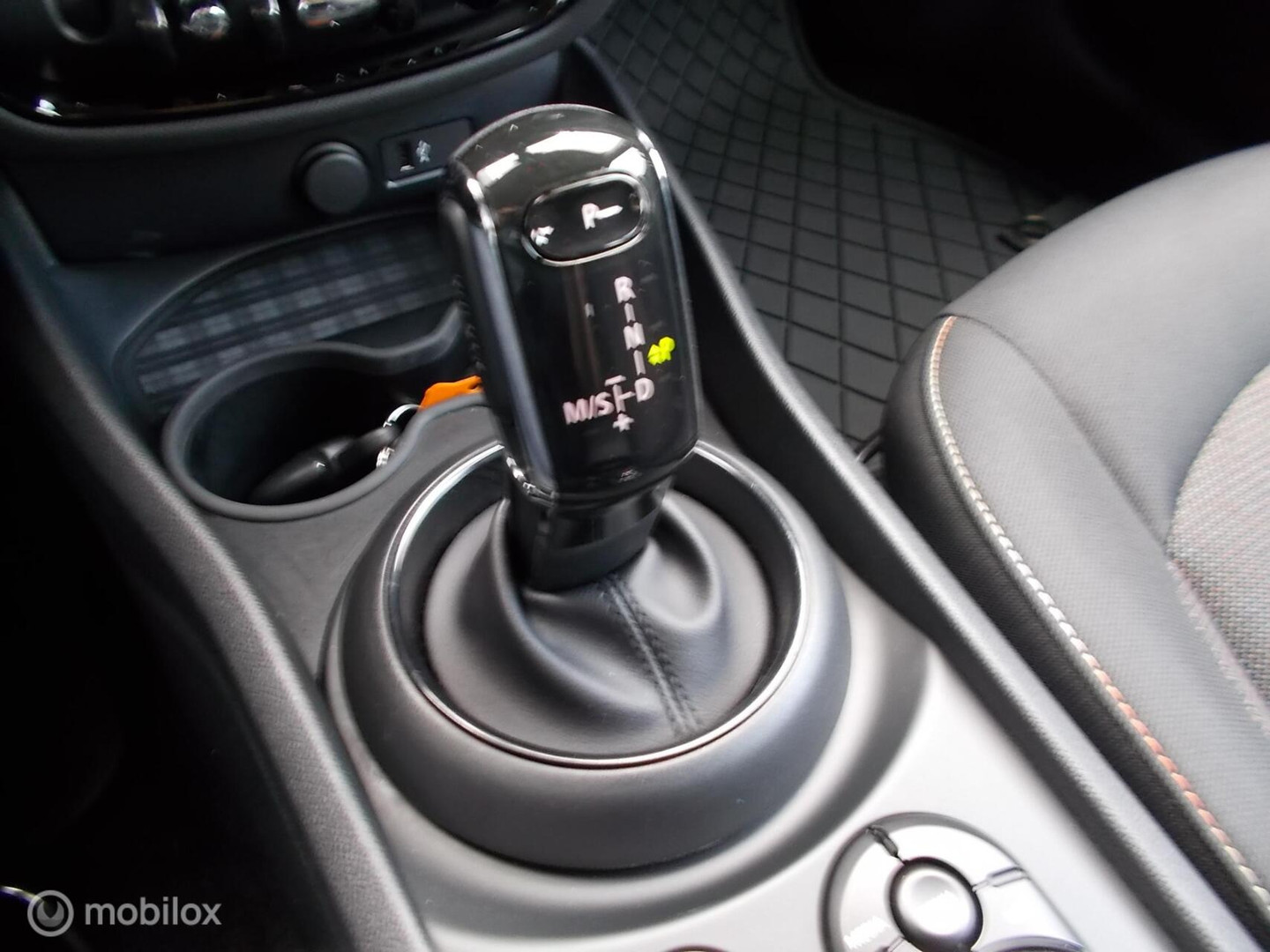 MINI