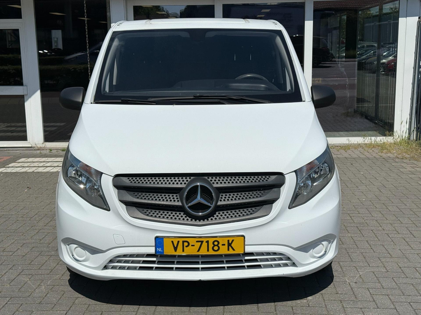 Mercedes-Benz Mercedes-Benz