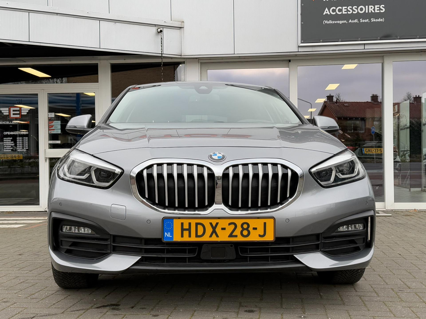 BMW BMW