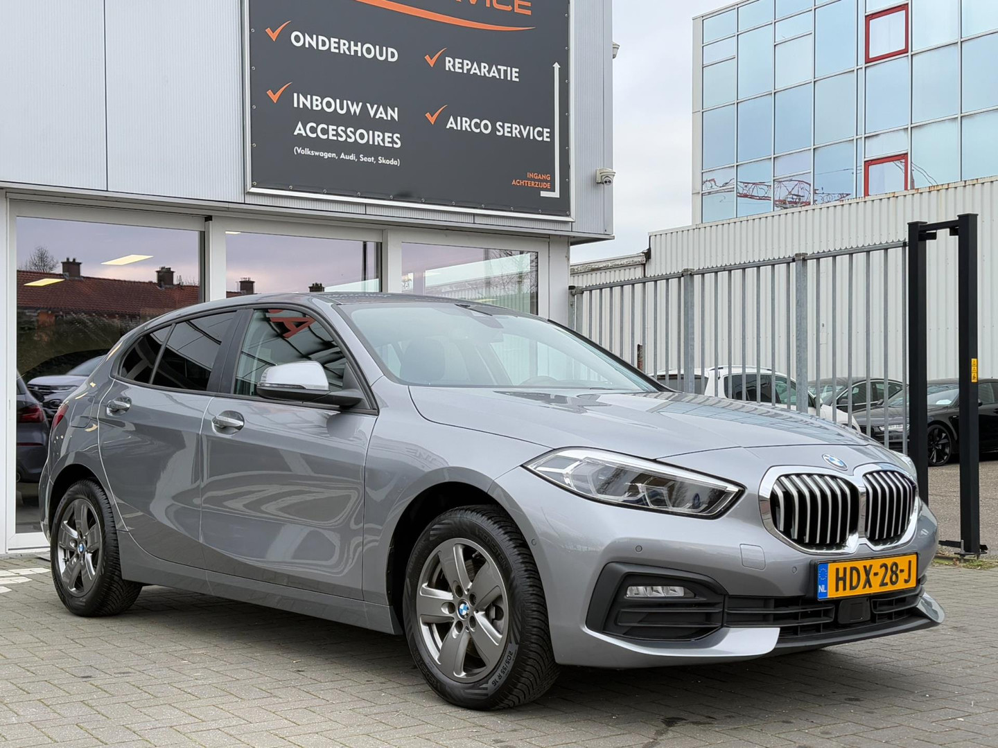 BMW BMW
