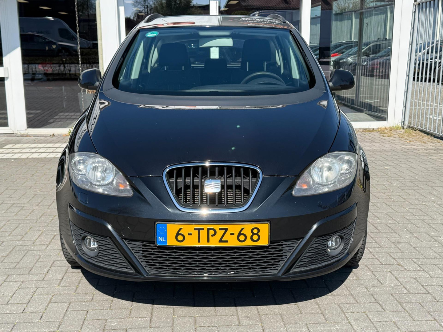SEAT