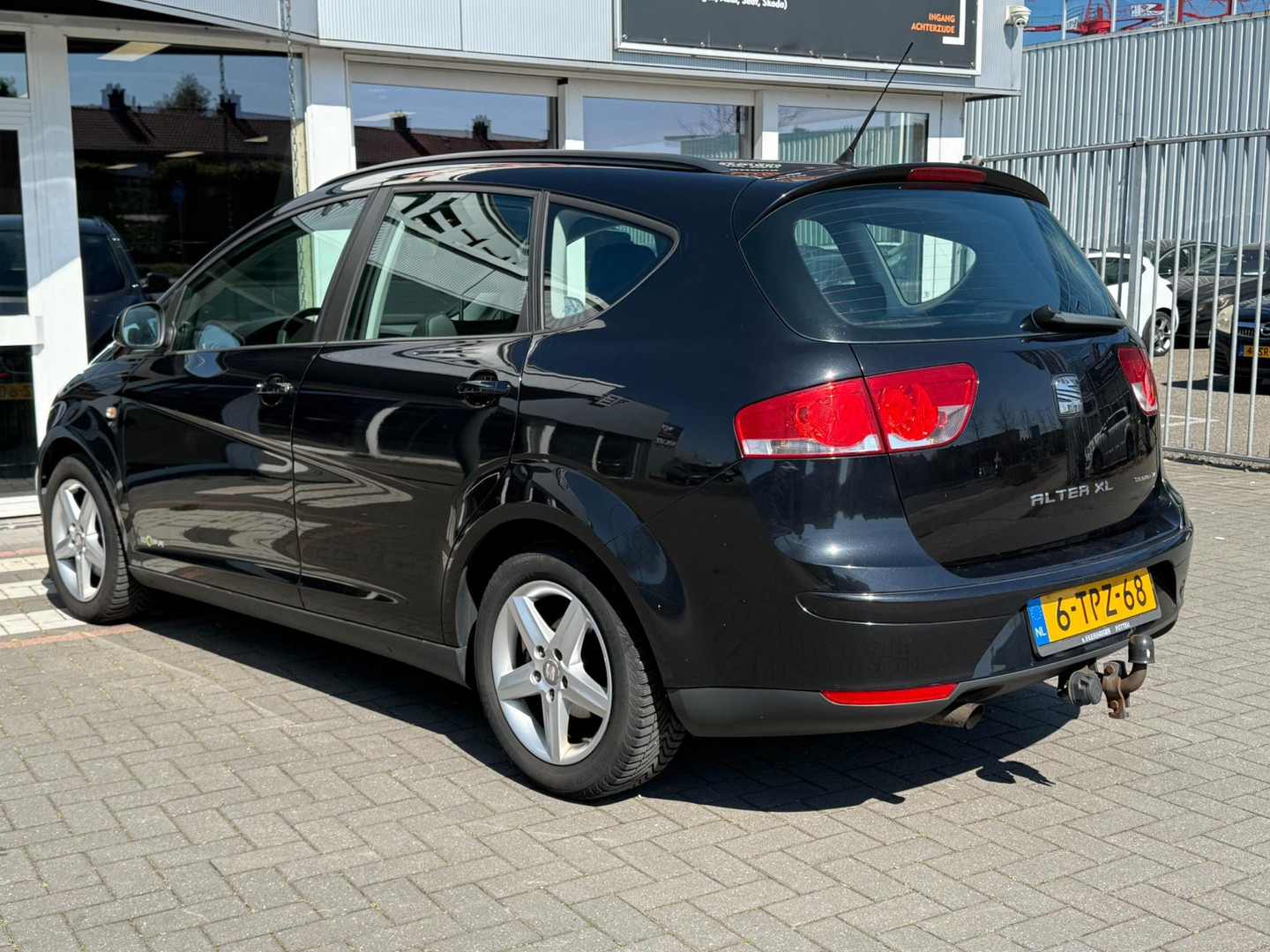 SEAT