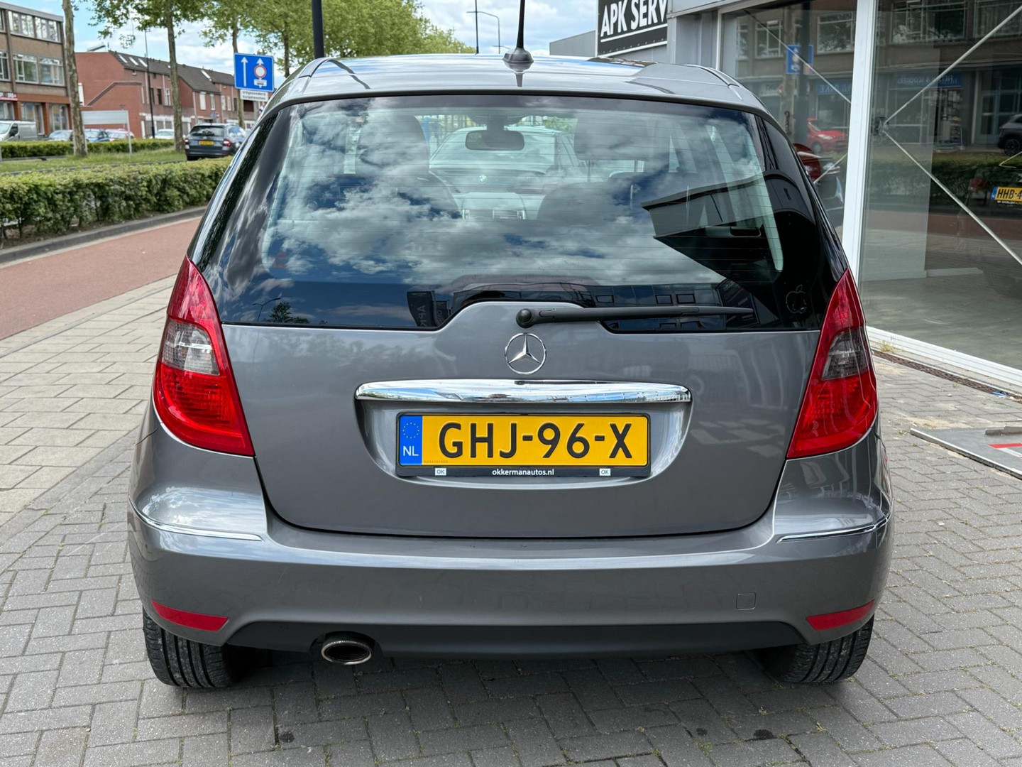 Mercedes-Benz Mercedes-Benz