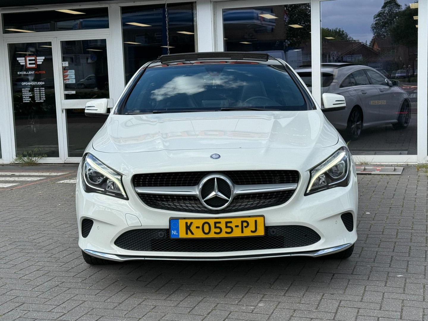 Mercedes-Benz Mercedes-Benz