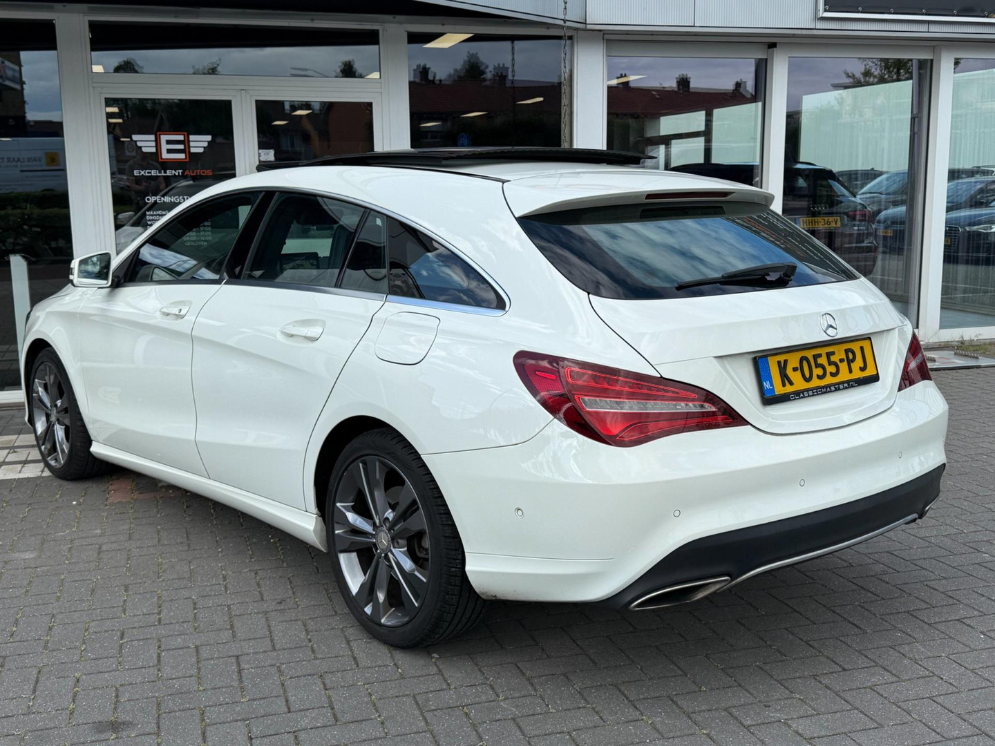 Mercedes-Benz Mercedes-Benz
