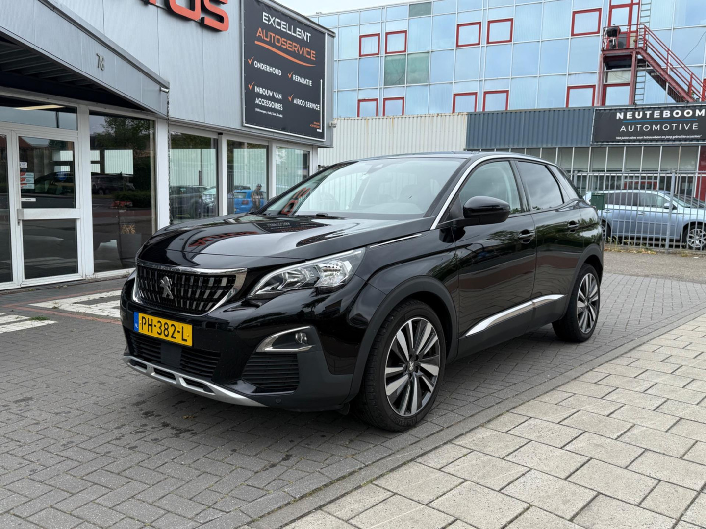 Peugeot