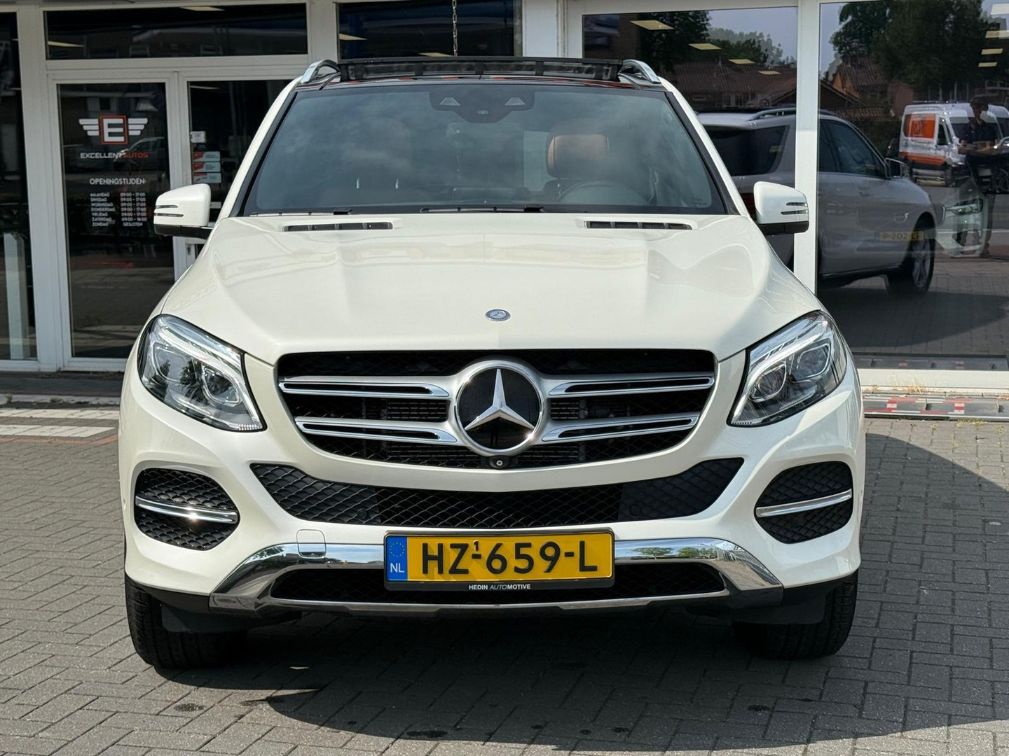 Mercedes-Benz Mercedes-Benz