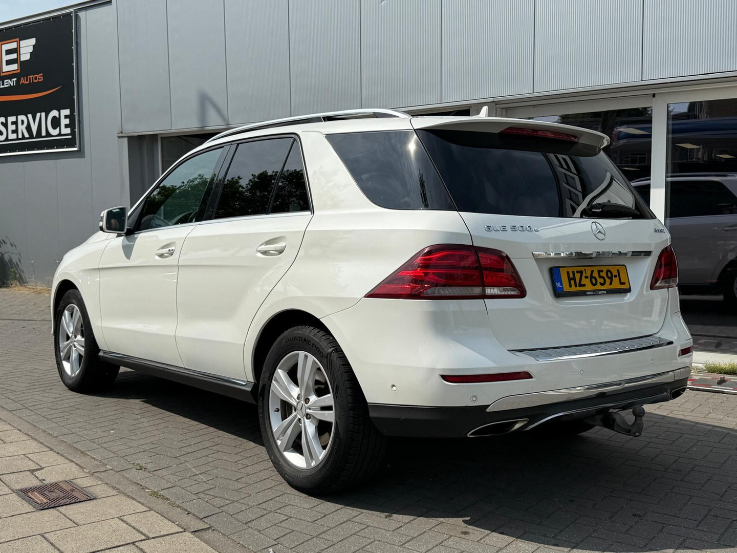 Mercedes-Benz Mercedes-Benz