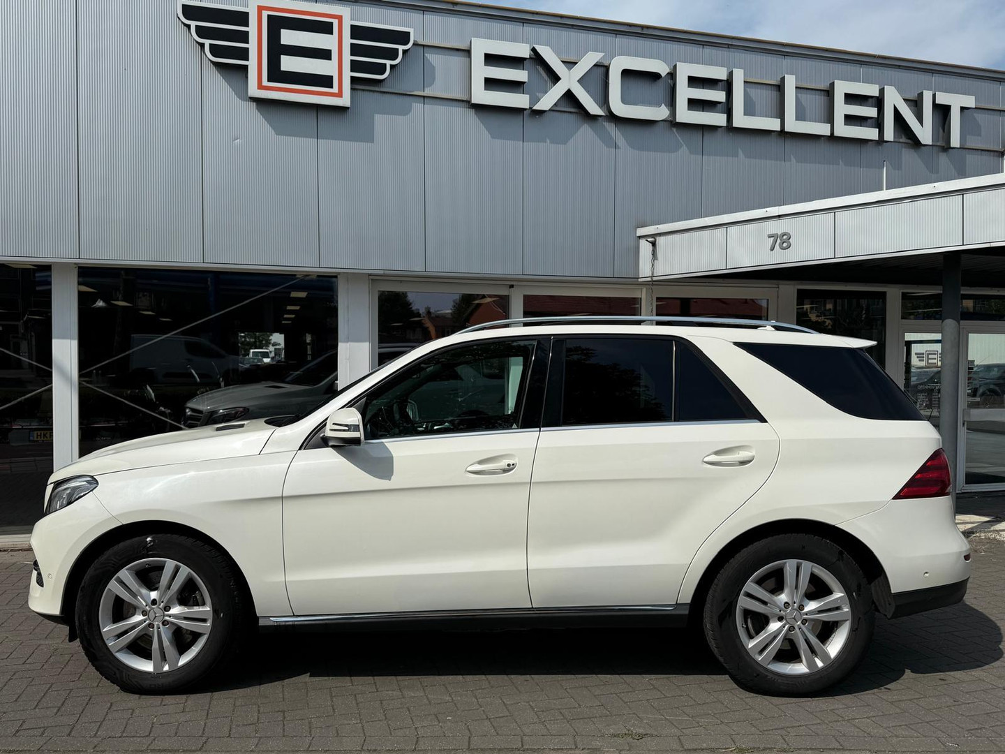 Mercedes-Benz Mercedes-Benz