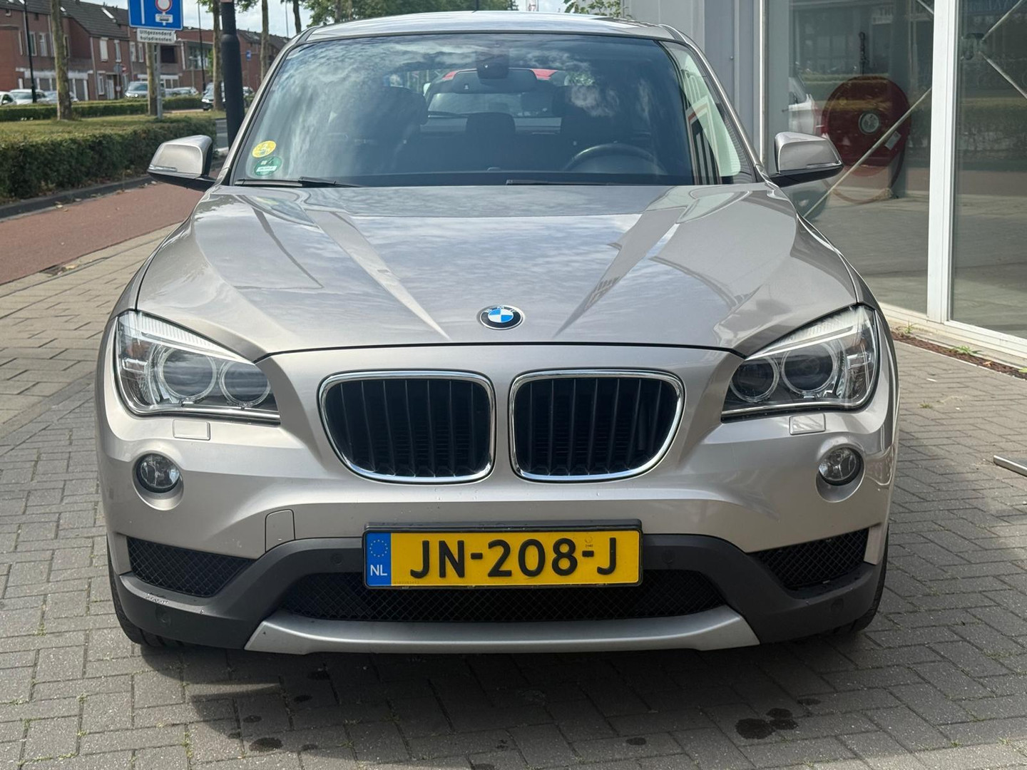 BMW BMW