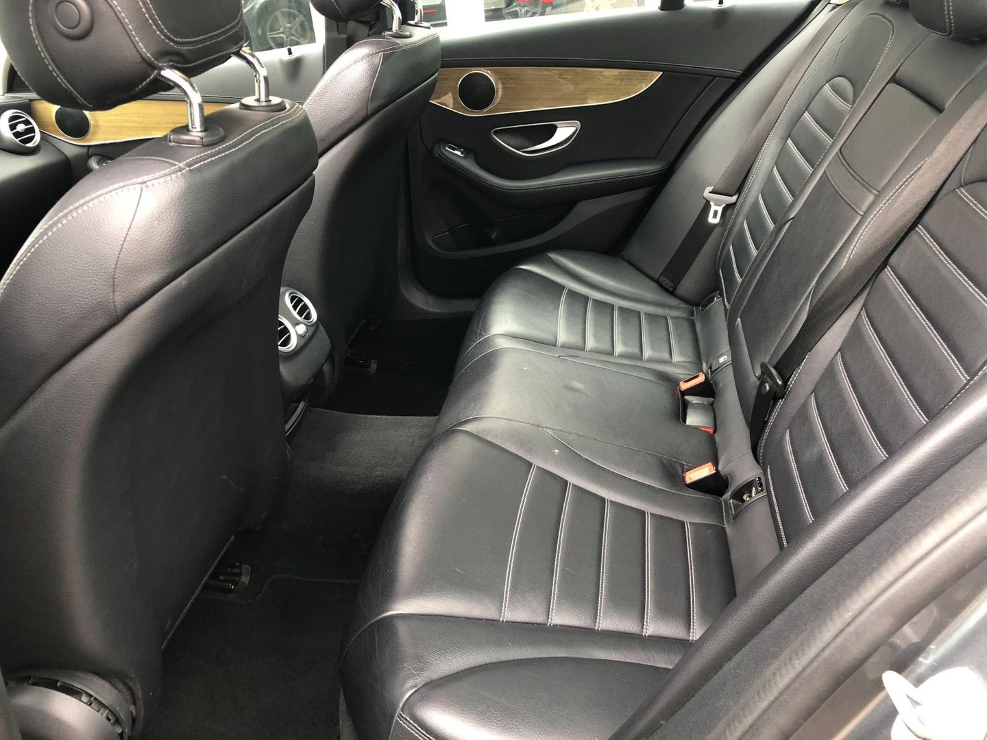 Mercedes-Benz Mercedes-Benz