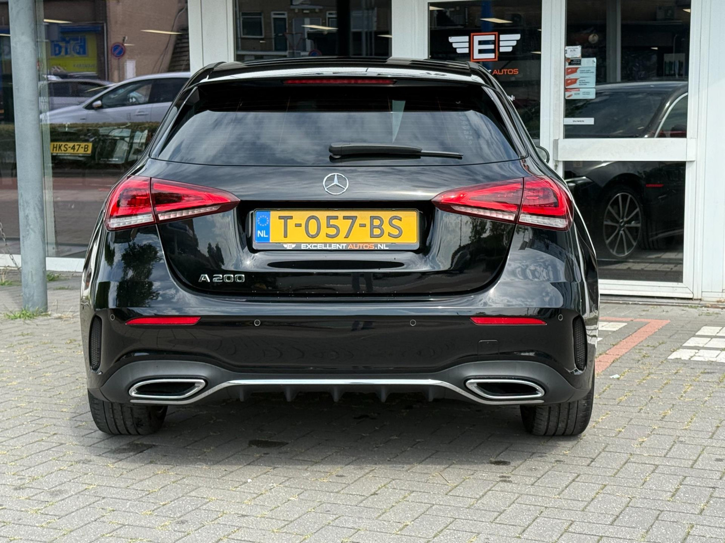 Mercedes-Benz Mercedes-Benz