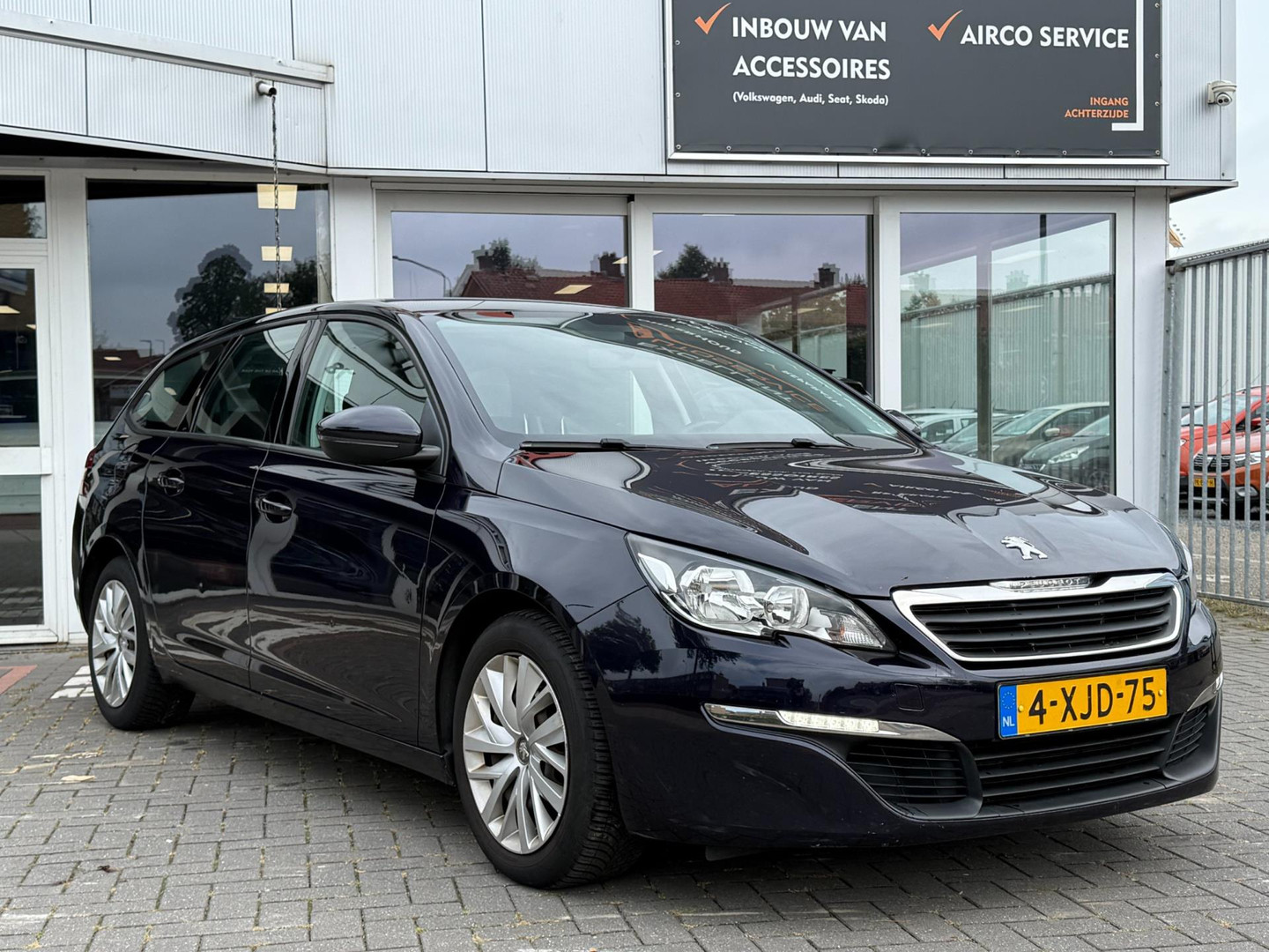 Peugeot