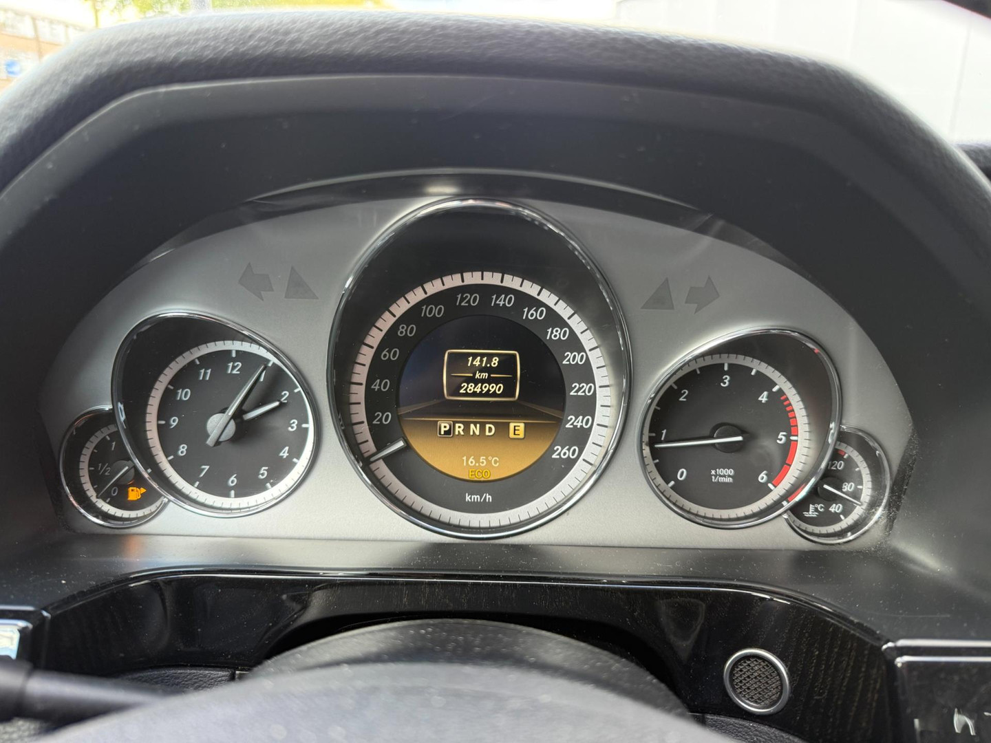 Mercedes-Benz Mercedes-Benz